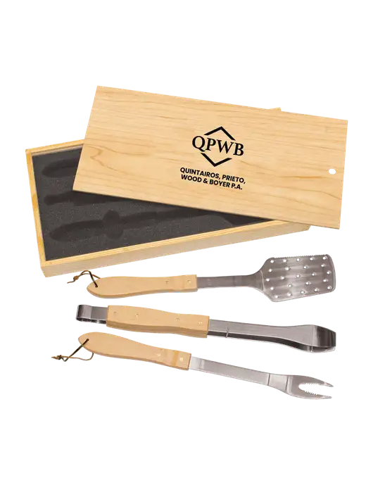 Wood BBQ Gift Set w/QPWB Logo